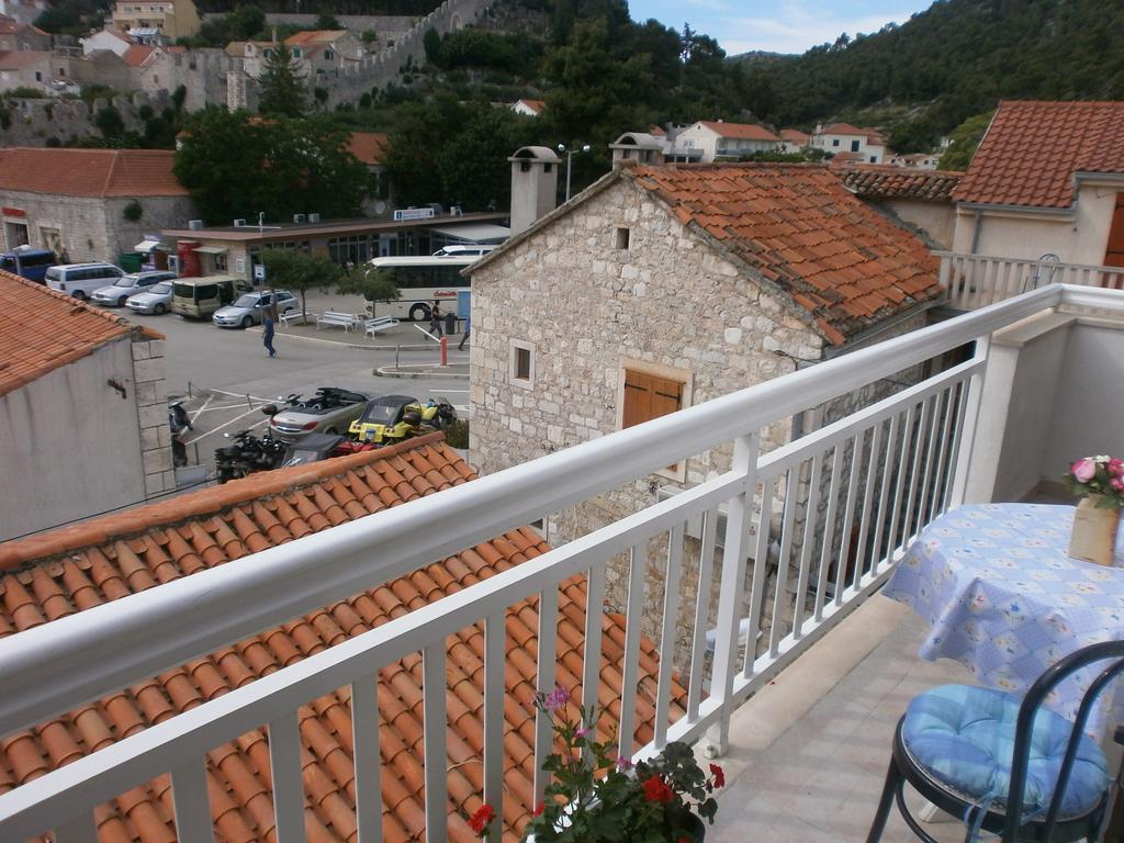 Guest House Zaninović Hvar Town Chambre photo